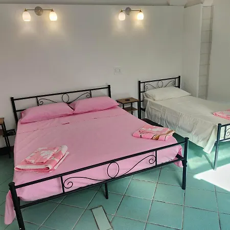 Apartment La